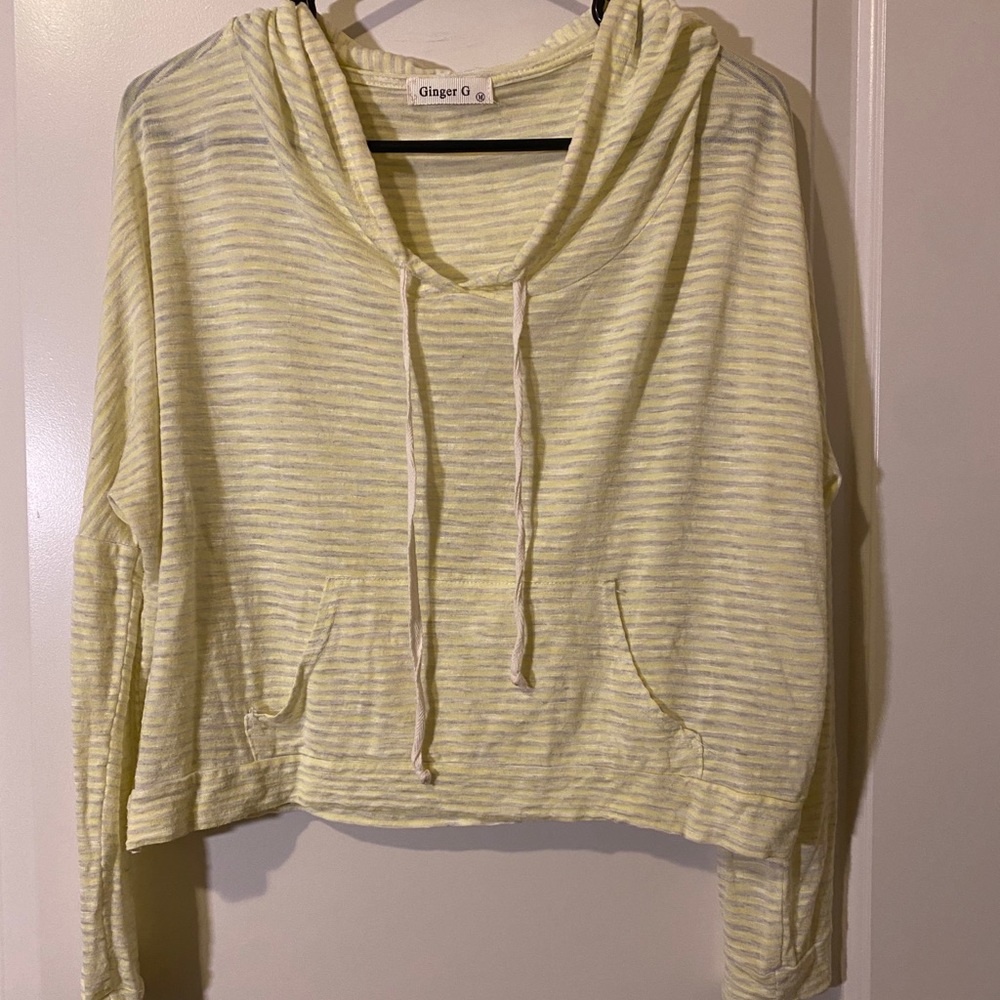 Ginger G light weight crop hoodie
